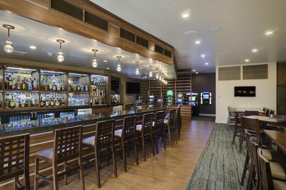 Delta Hotels By Marriott Helena Colonial Bagian luar foto