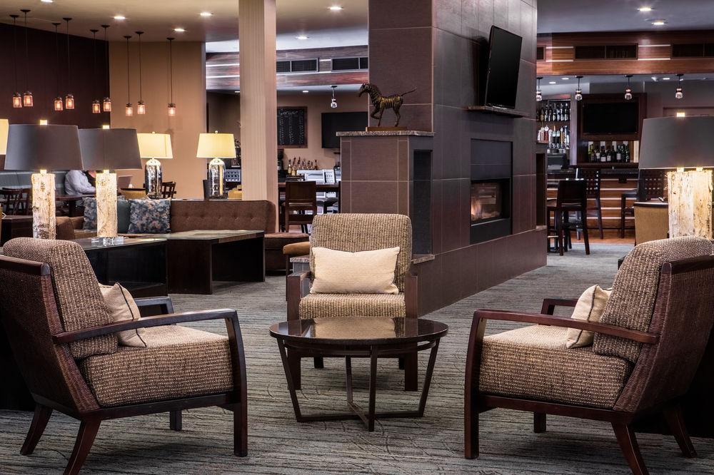 Delta Hotels By Marriott Helena Colonial Bagian luar foto