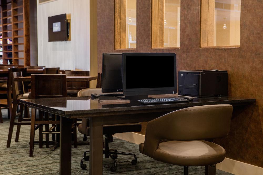 Delta Hotels By Marriott Helena Colonial Bagian luar foto
