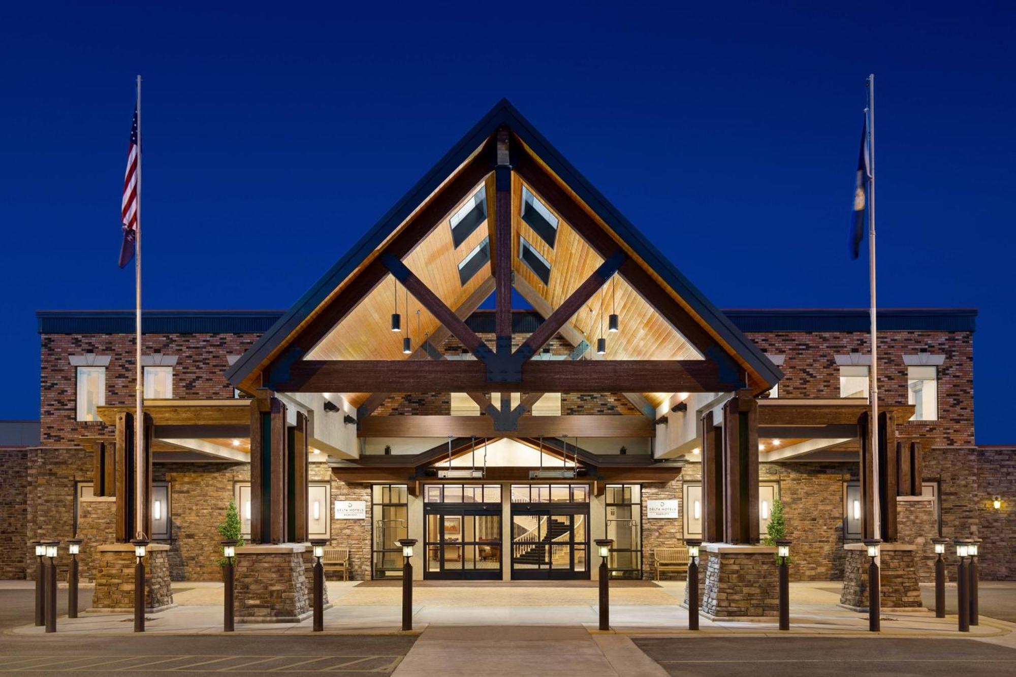 Delta Hotels By Marriott Helena Colonial Bagian luar foto
