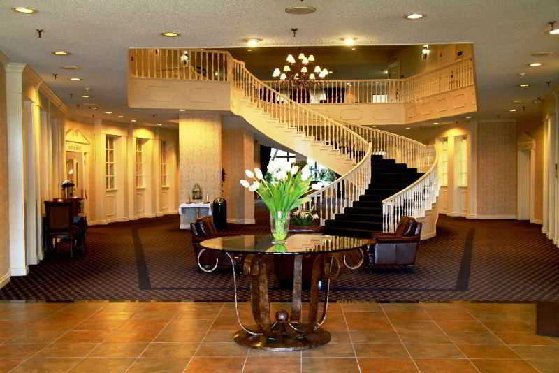 Delta Hotels By Marriott Helena Colonial Bagian luar foto