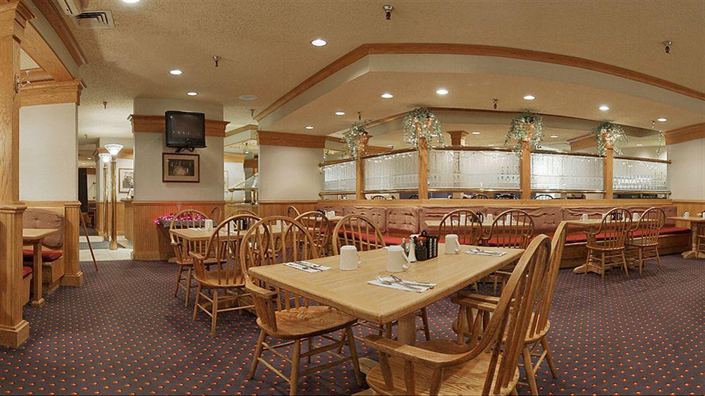 Delta Hotels By Marriott Helena Colonial Restoran foto
